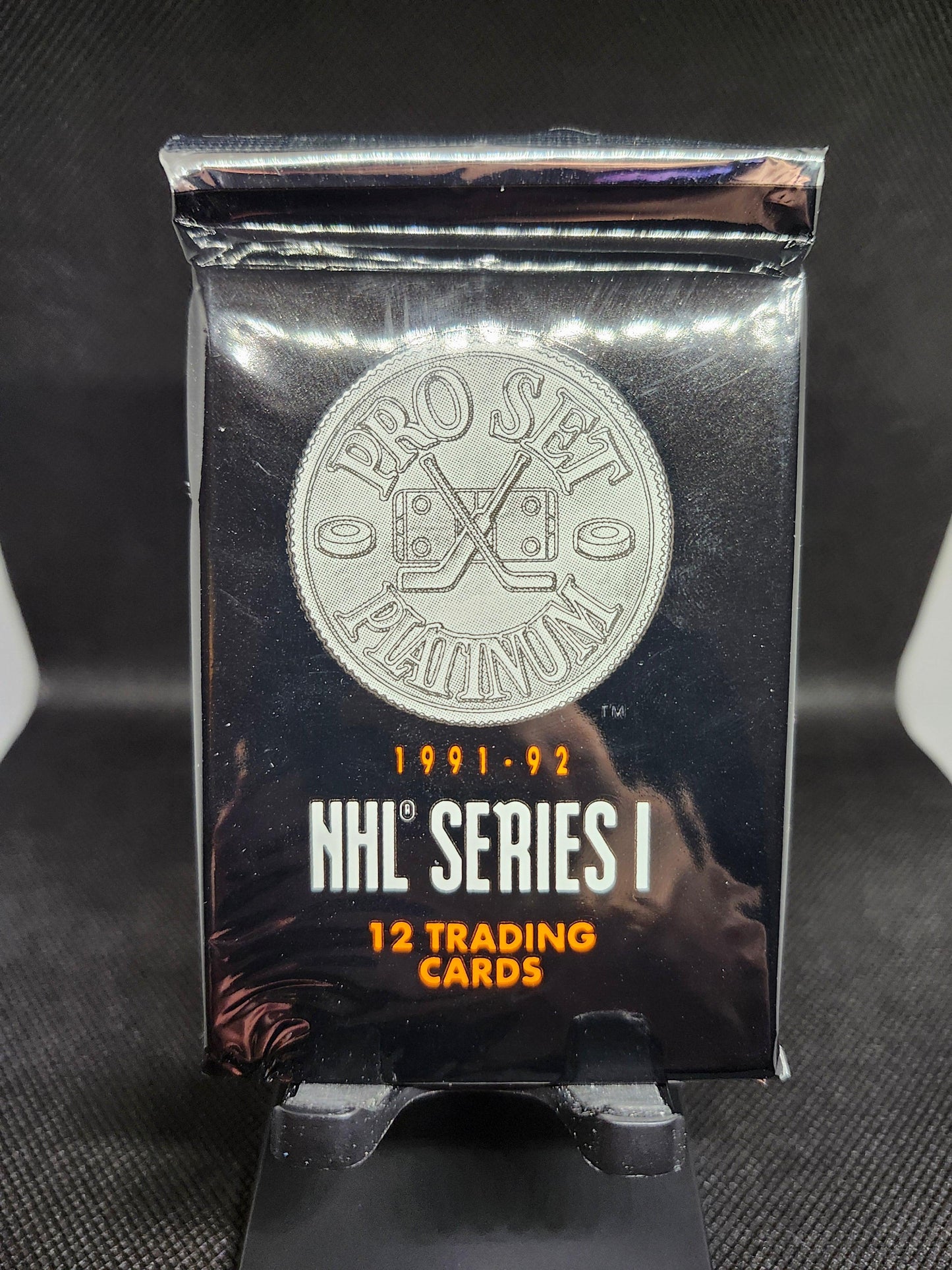 1991-92 Pro Set Platinum NHL Series 1 Hockey Sealed Pack - Tavern Collectibles