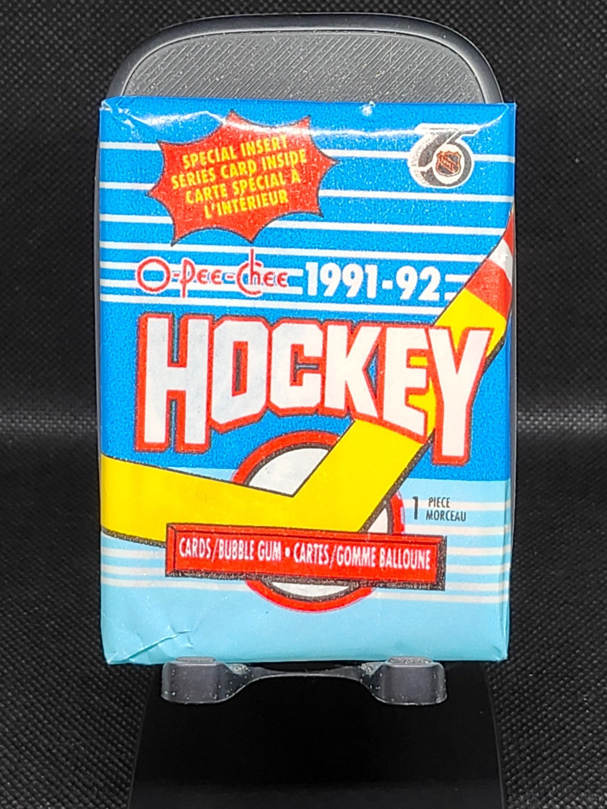 1991-92 O-Pee-Chee Hockey Sealed Wax Pack | Wayne Gretzky? front