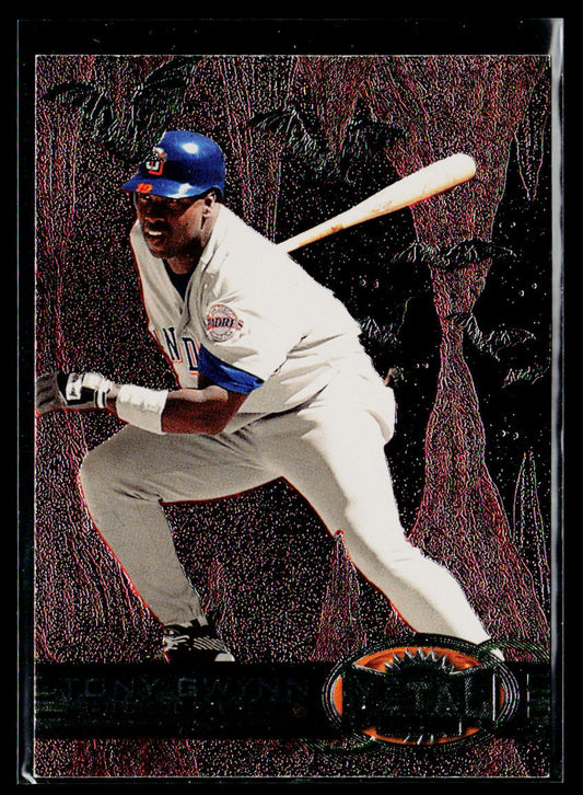 Tony Gwynn 1997 Metal Universe #219 San Diego Padres
