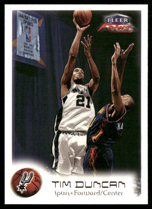 Tim Duncan 1999-00 Fleer Focus #99 San Antonio Spurs