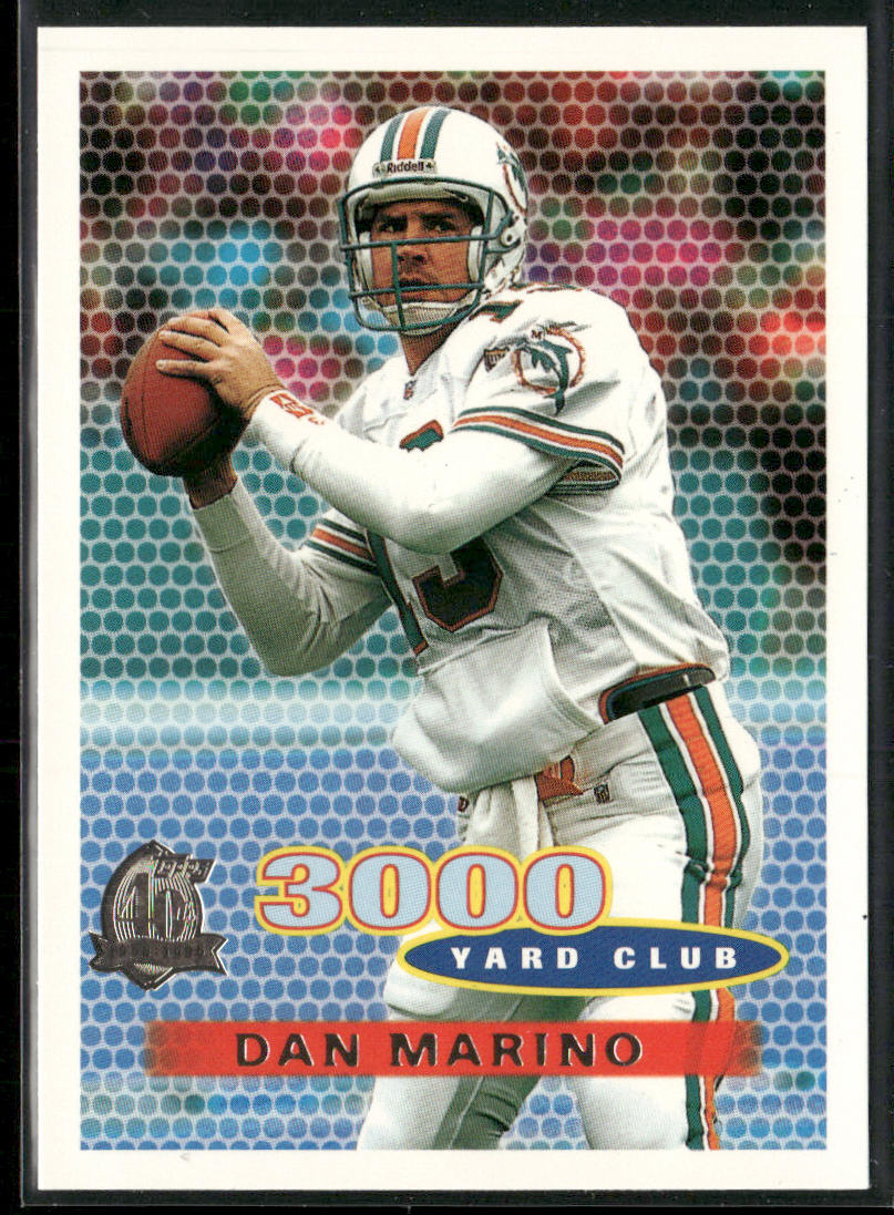 Dan Marino 1996 Topps #379 Miami Dolphins front