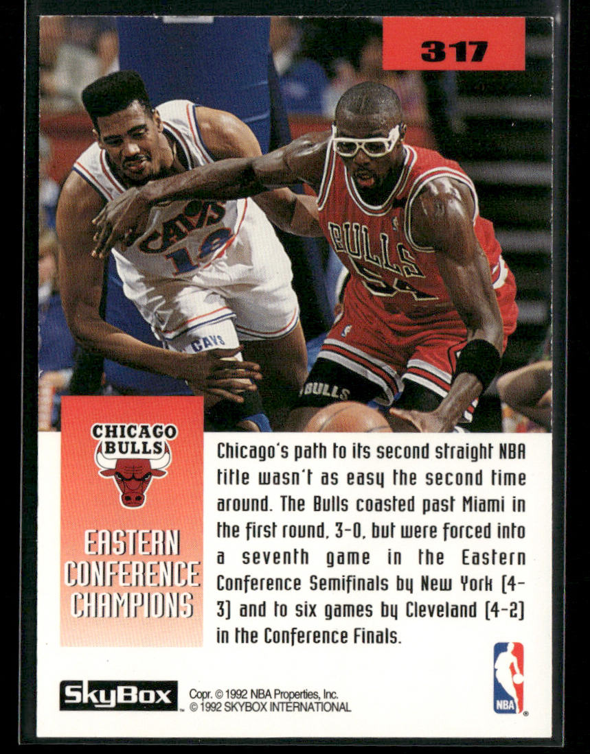 The 1992 NBA Finals 1992-93 SkyBox #317 Chicago Bulls