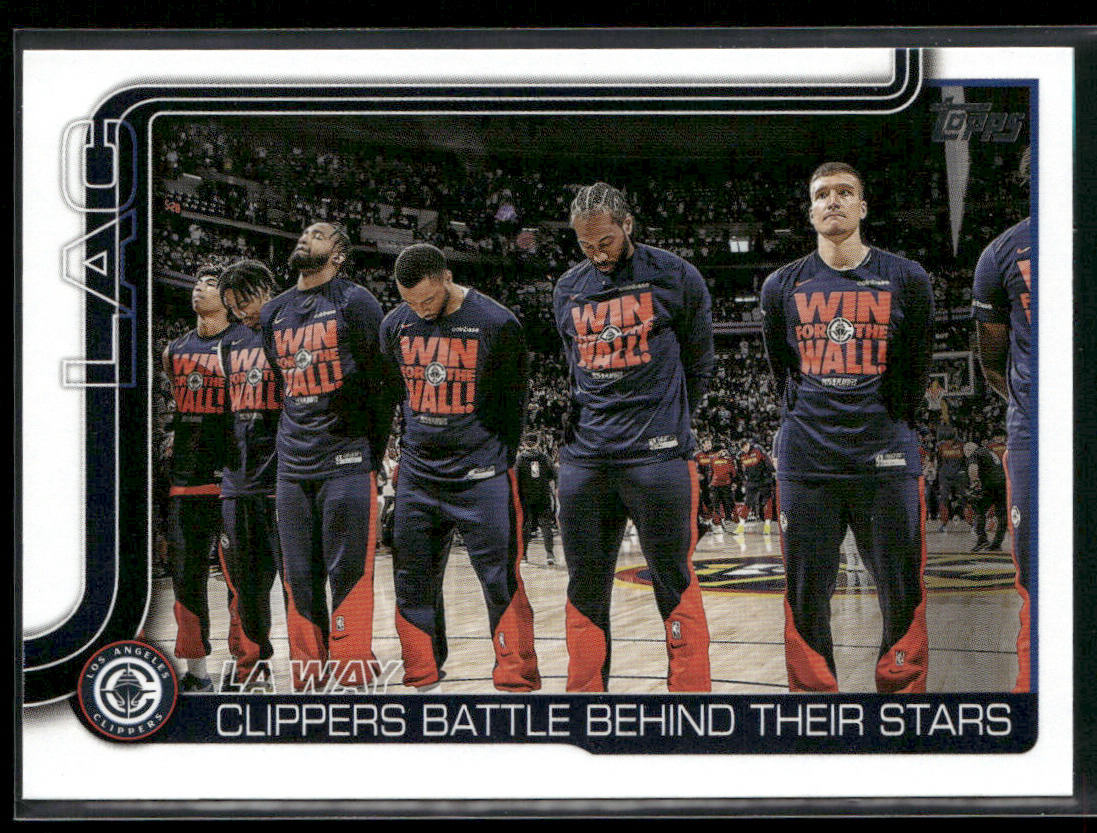 LA Way: Clippers Battle Behind Their Stars 2025-26 Topps #292 Clippers front