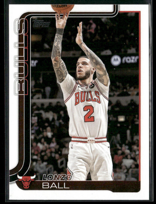 Lonzo Ball 2025-26 Topps #39 Chicago Bulls front