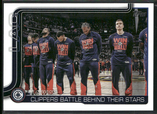 LA Way: Clippers Battle Behind Their Stars 2025-26 Topps #292 Clippers front