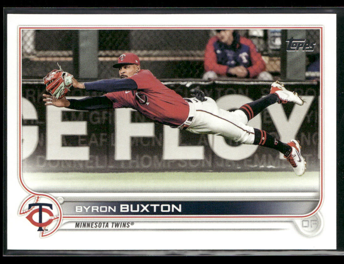 Byron Buxton 2022 Topps #576 Minnesota Twins
