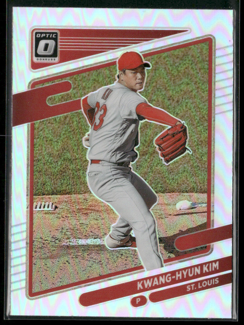 Kwang-Hyun Kim 2021 Donruss Optic Holo #135 St. Louis Cardinals
