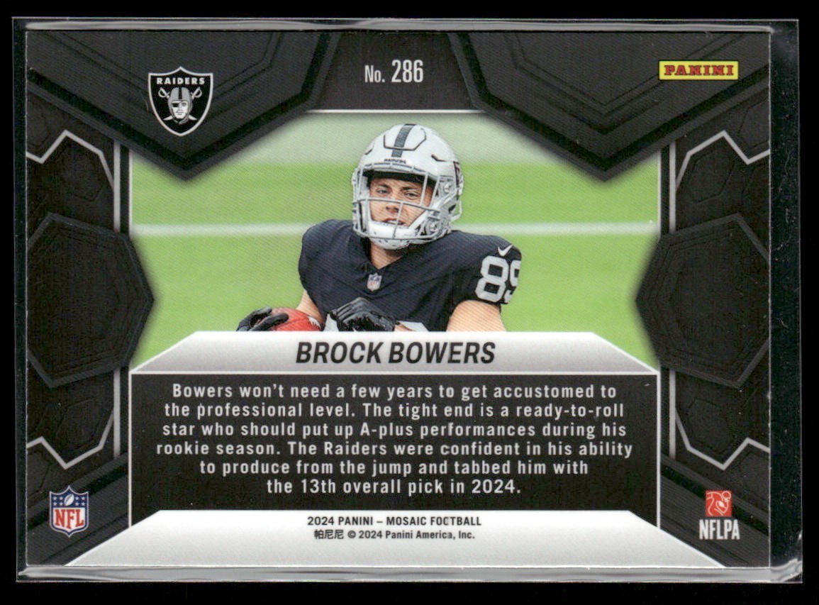 Brock Bowers Player Lot Bundle 8 Different ROOKIE Football Cards BB001 Raiders back
