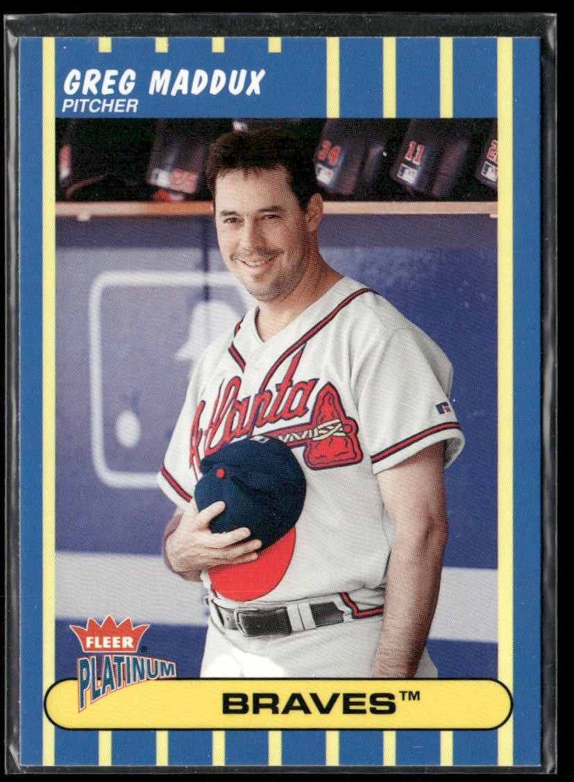 Greg Maddux Player Lot Bundle 10 Different Baseball Cards GM001 Braves back