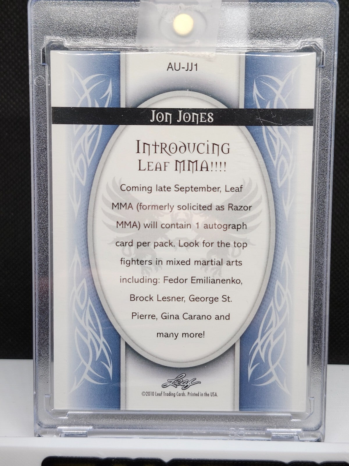 2010 Leaf UFC Jon Bones Jones Autograph back